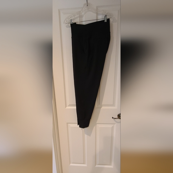 Athleta Venice High Rise Jogger NWOT - Picture 2 of 8